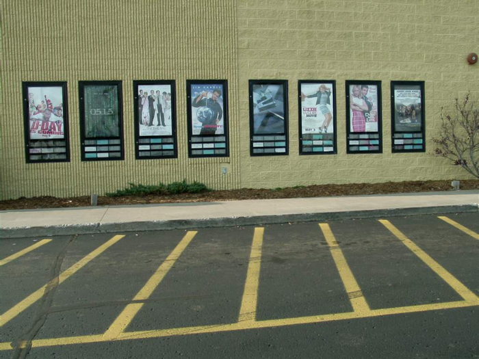 Tri-City Cinema 8 (Thomas Theatres) - FALL 2003 PHOTO (newer photo)